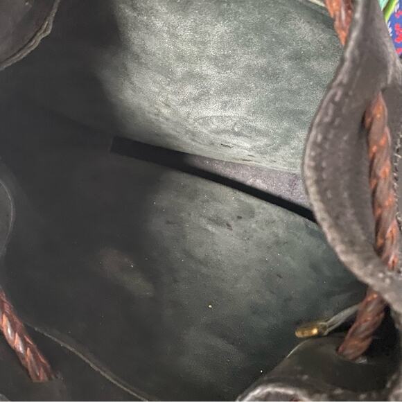 Dooney and Bourke Vintage Black Leather Pebbled Bucket Bag Purse - Picture 14 of 14